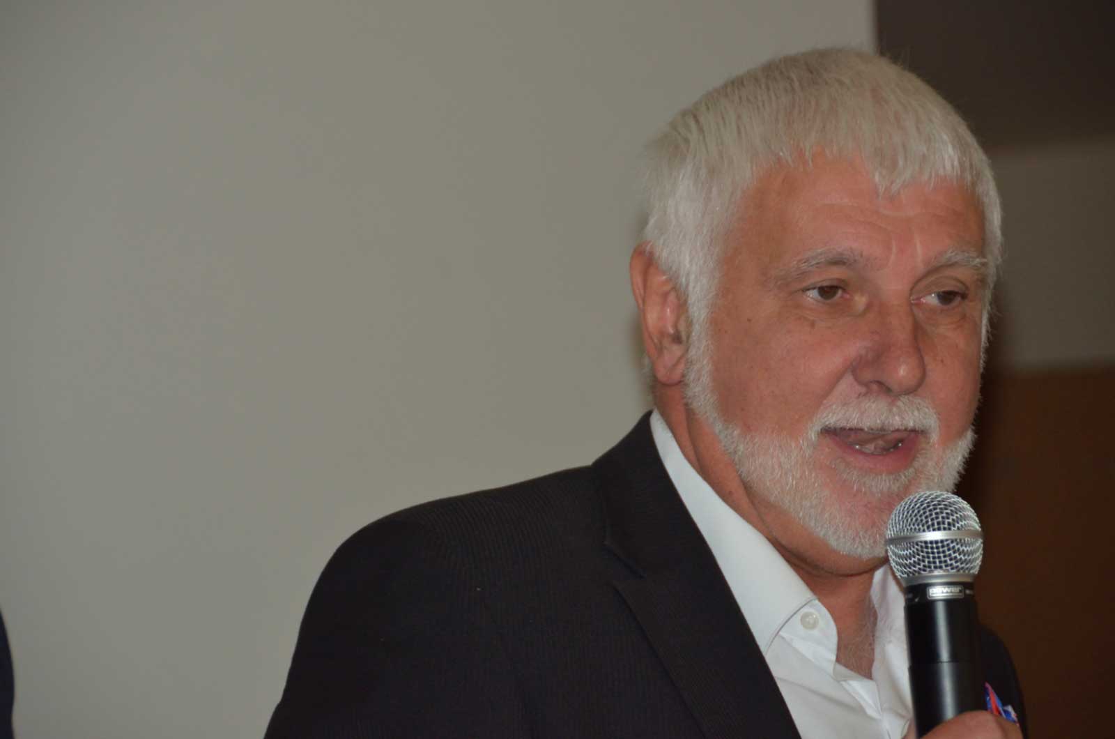 AG 2011 Plouider